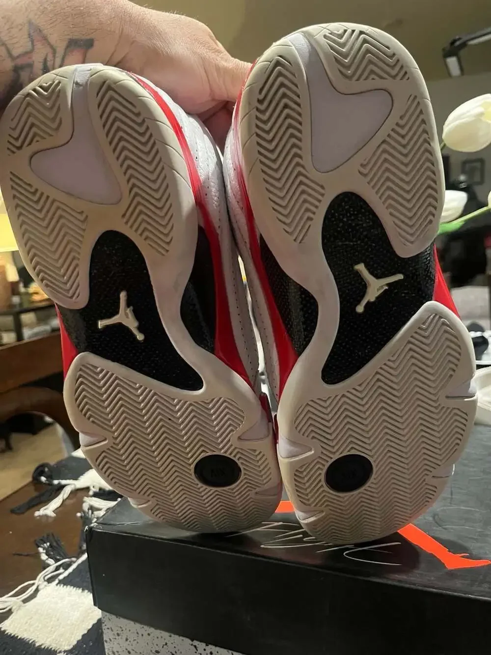 Air Jordan 14 Retro 'Candy Cane' (2019 Release)